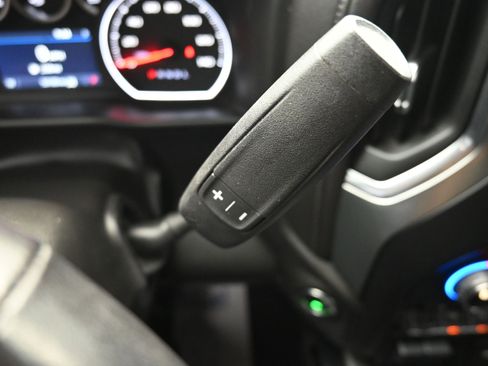 Used 2020 Chevrolet Silverado 1500 LT Trail Boss AWD/4WD image 19