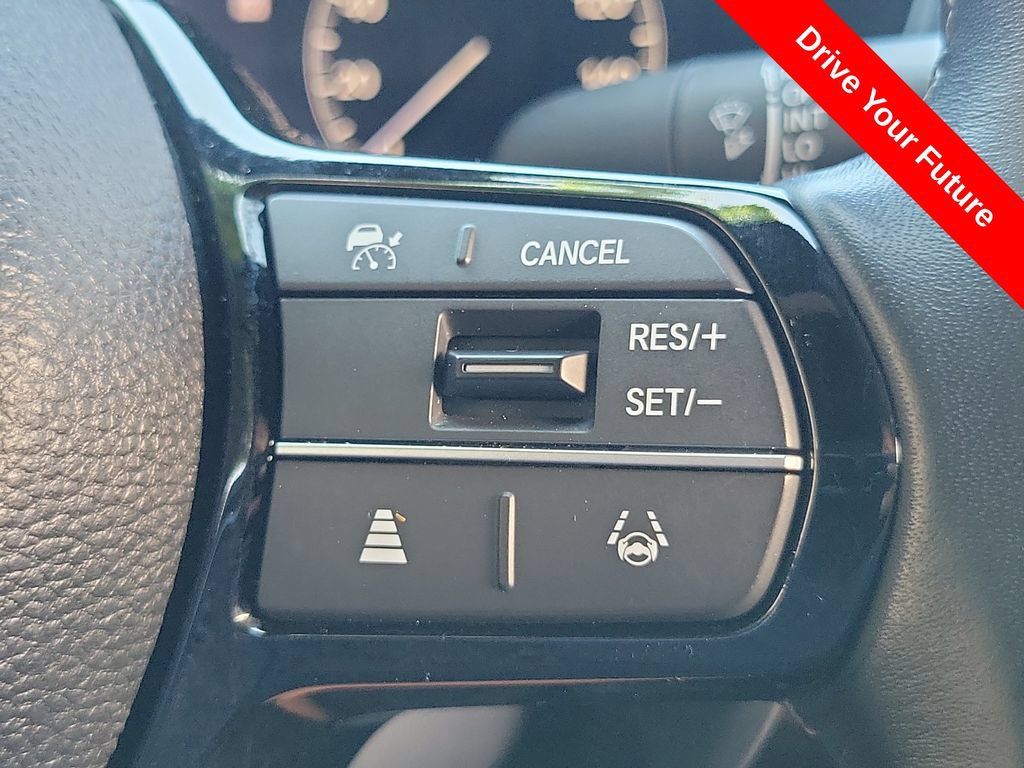 Used 2025 Honda Civic Sport image 6