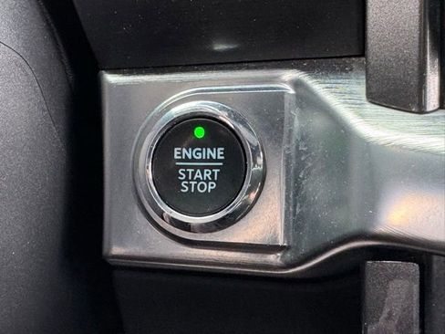 Used 2022 Ford F150 Lariat w/ Equipment Group 502A High AWD/4WD image 32
