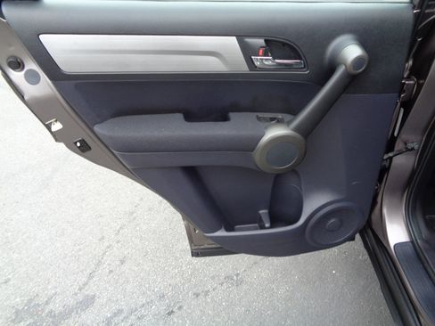 Used 2011 Honda CR-V LX image 22