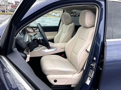 Used 2025 Mercedes-Benz GLE 450e 4MATIC image 8