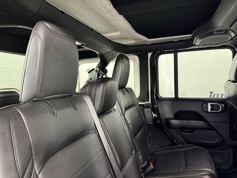 Used 2022 Jeep Wrangler Unlimited Sahara w/ Dual Top Group image 29