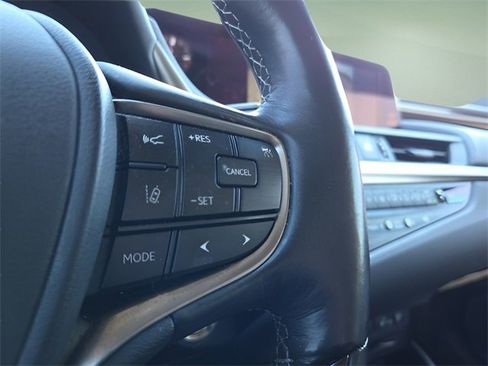 Used 2019 Lexus ES 350 image 28