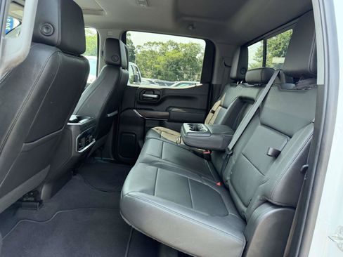 Used 2022 GMC Sierra 1500 SLT w/ SLT Premium Package AWD/4WD image 15