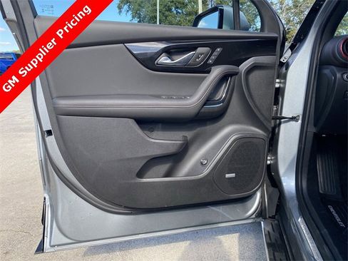 New 2025 Chevrolet Blazer RS w/ Driver Confidence II Package image 23