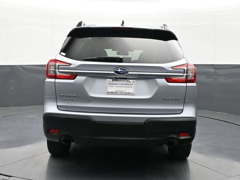 Used 2024 Subaru Ascent Premium w/ Convenience Package AWD/4WD image 4