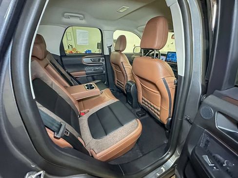New 2026 Ford Bronco Sport Outer Banks w/ Outer Banks Tech Package+ AWD/4WD image 4