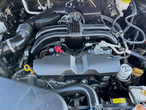 Used 2018 Subaru Outback 2.5i Premium image 39