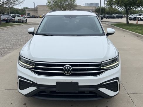 Used 2023 Volkswagen Tiguan S image 3