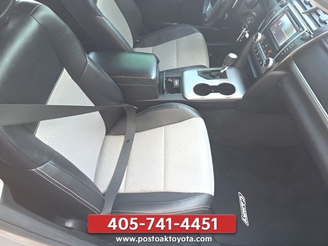 Used 2012 Toyota Camry SE FWD image 26