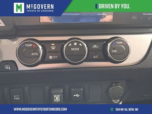 Used 2023 Toyota Tacoma SR5 AWD/4WD image 22