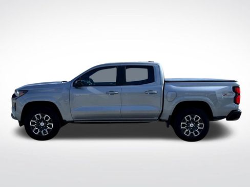 Certified 2024 Chevrolet Colorado Z71 w/ Z71 Convenience Package 2 AWD/4WD image 9