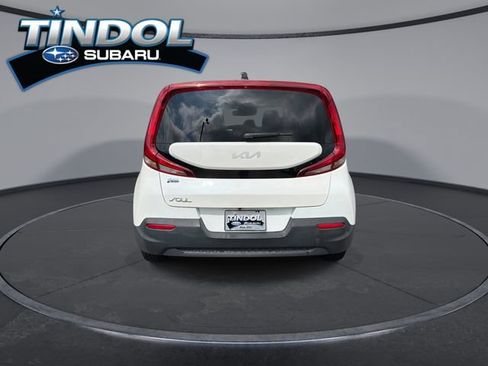 Used 2022 Kia Soul LX FWD image 7