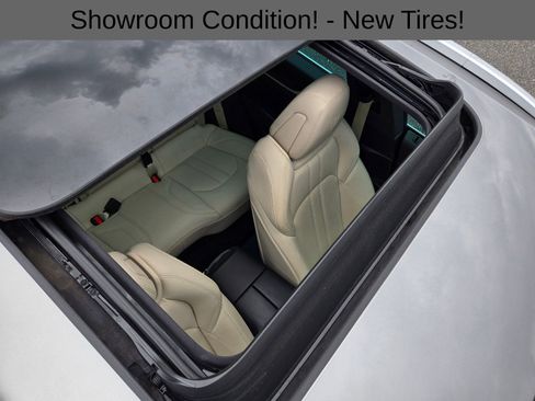 Used 2019 Maserati Levante GranSport image 11