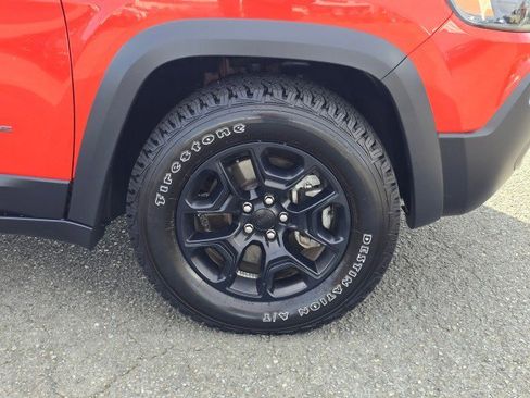 Used 2021 Jeep Cherokee Trailhawk w/ Sun, Sound & Nav Group image 2