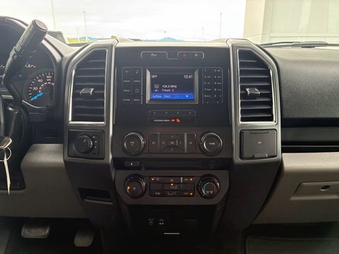 Used 2015 Ford F150 XLT w/ Equipment Group 301A Mid AWD/4WD image 21