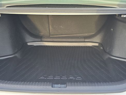 Used 2023 Honda Accord Sport image 13