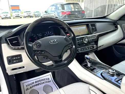 Used 2015 Kia K900 Luxury RWD image 25