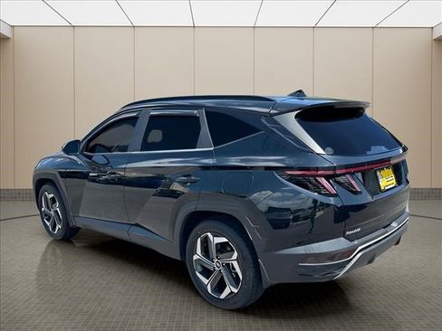 Used 2022 Hyundai Tucson SEL w/ Convenience + Premium Package FWD image 4