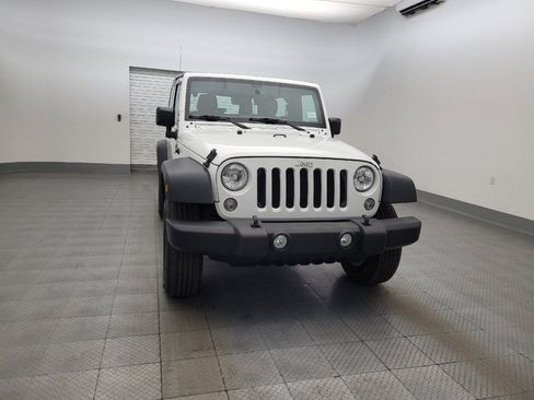 Used 2016 Jeep Wrangler Sport w/ Connectivity Group AWD/4WD image 14