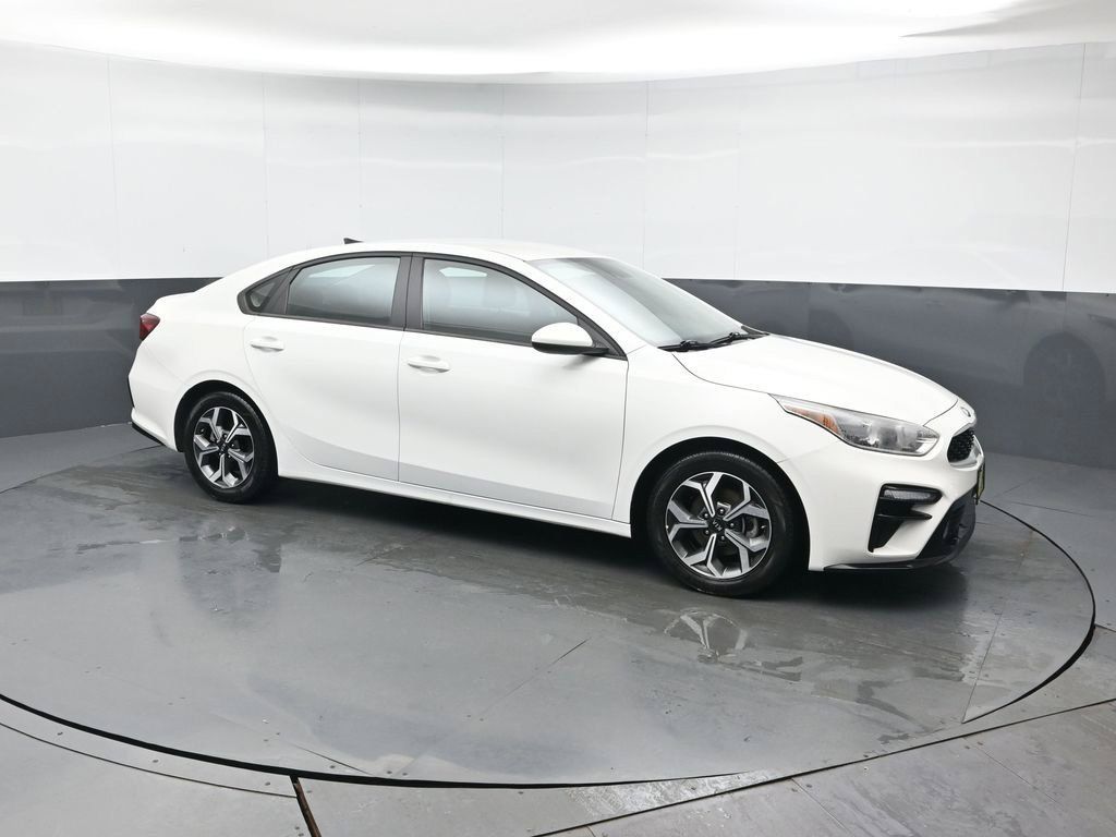 Used 2021 Kia Forte LXS FWD image 8
