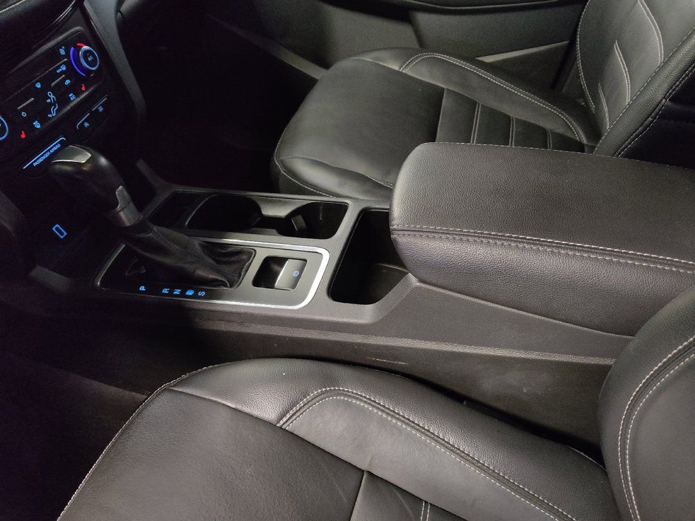 Used 2017 Ford Escape SE w/ SE Leather Comfort Package AWD/4WD image 26