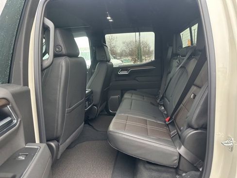 New 2026 Chevrolet Silverado 1500 High Country w/ LPO, Dark Essentials Package image 29