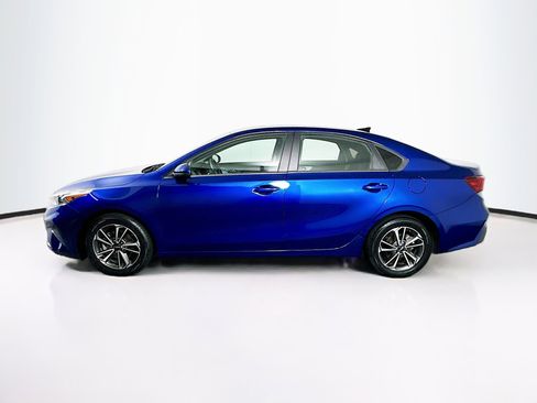 Used 2022 Kia Forte LXS FWD image 4