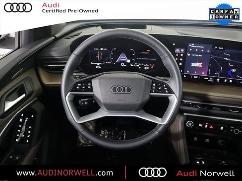 Certified 2025 Audi Q5 Premium Plus w/ Premium Plus image 32