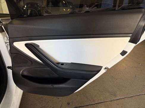 Used 2018 Tesla Model 3 Performance AWD/4WD image 26