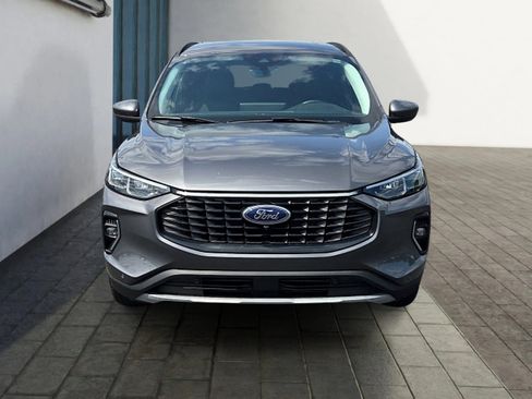 Used 2023 Ford Escape Platinum AWD/4WD image 8