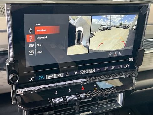 New 2026 GMC Hummer EV SUV AWD/4WD image 9