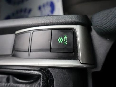 Used 2019 Honda Civic Sport image 28