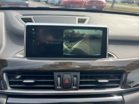 Used 2018 BMW X1 sDrive28i image 7