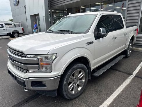 Used 2018 Ford F150 Lariat w/ Equipment Group 502A Luxury AWD/4WD image 1