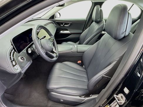 Used 2025 Mercedes-Benz E 350 Sedan image 18