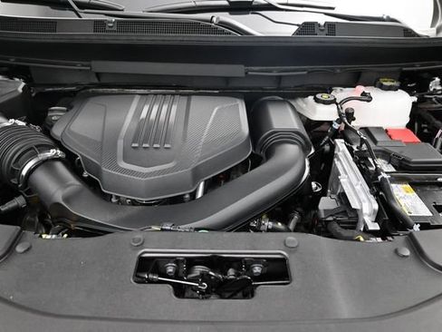 Used 2026 Chevrolet Traverse High Country w/ LPO, Floor Liner Package AWD/4WD image 22