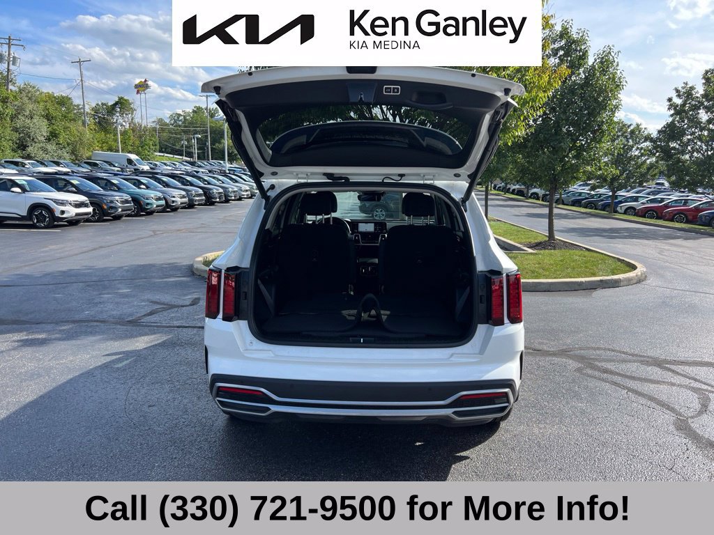 Certified 2023 Kia Sorento EX AWD/4WD image 49