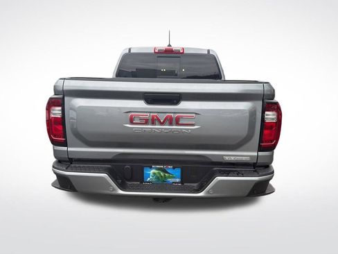 Used 2024 GMC Canyon Elevation w/ Elevation Premium Package image 7