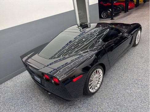 Used 2013 Chevrolet Corvette Coupe w/ 3LT Preferred Equipment Group RWD image 10