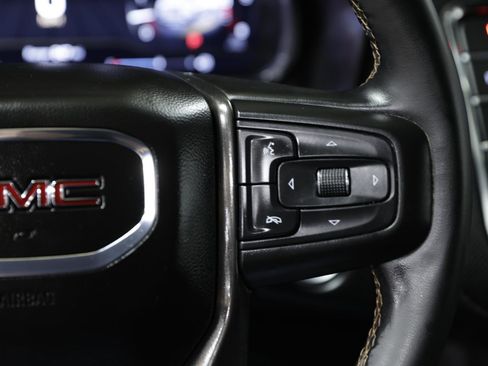 Used 2023 GMC Yukon XL AT4 image 30