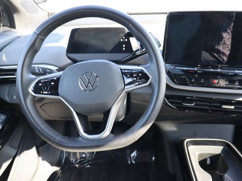 Used 2023 Volkswagen ID.4 Pro image 11