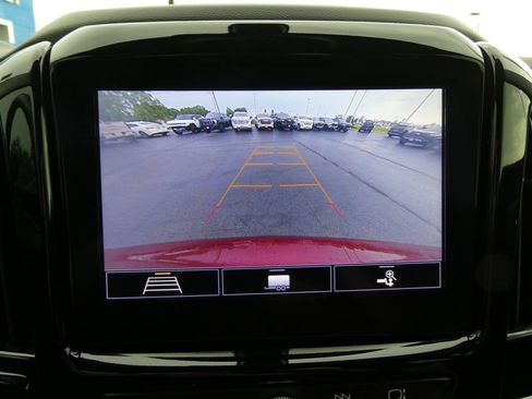 Certified 2021 Chevrolet Traverse LT AWD/4WD image 32