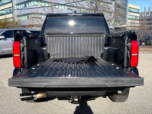 Used 2024 Toyota Tacoma TRD Off-Road image 32