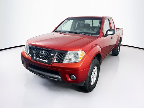 Used 2012 Nissan Frontier SV RWD image 3
