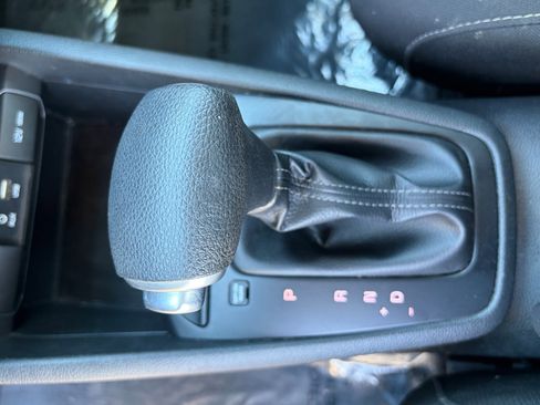 Certified 2020 Kia Rio S image 27