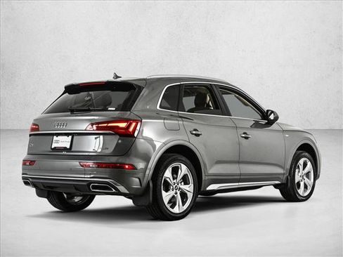 Used 2023 Audi Q5 2.0T Premium Plus w/ Premium Plus Package AWD/4WD image 5