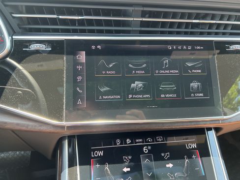 Certified 2024 Audi Q8 Premium AWD/4WD image 23