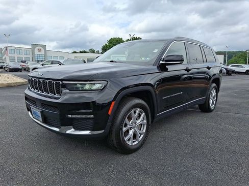 Used 2021 Jeep Grand Cherokee L Limited image 3