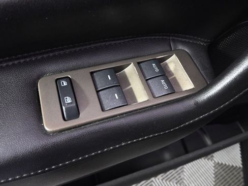 Used 2014 Lincoln MKX AWD w/ Equipment Group 102A image 23